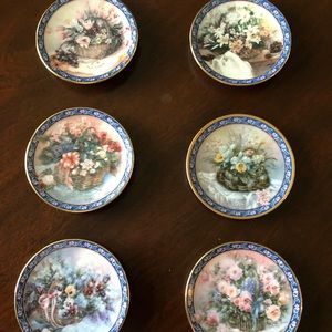 Lena Liu mini plate collectables